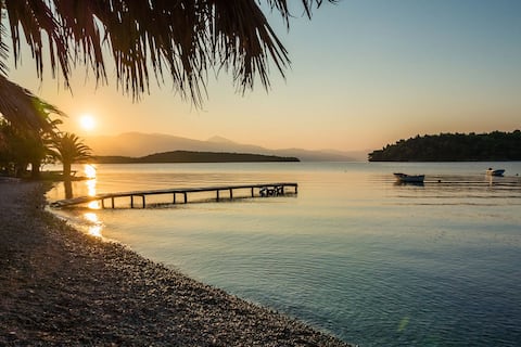 Successful Airbnb property: The Beach House in Δήμος Λευκάδας