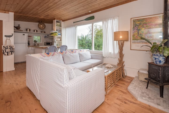 Guest House With A View Above The Beach. - ベインブリッジアイランド, WA