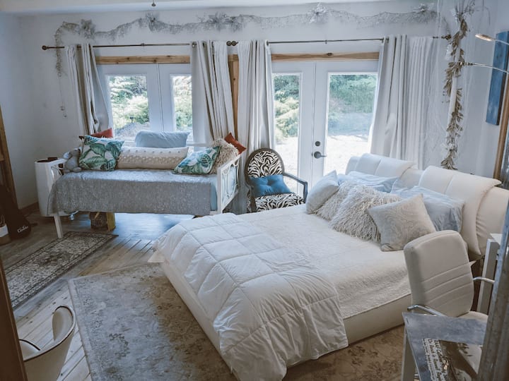 Mossyrock Holiday Rentals & Homes Washington, United States Airbnb