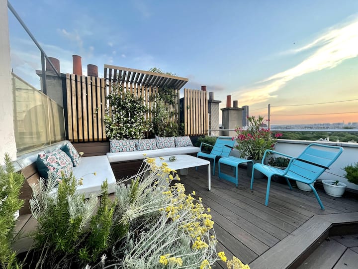 Amazing view, terrace, Luxury flat