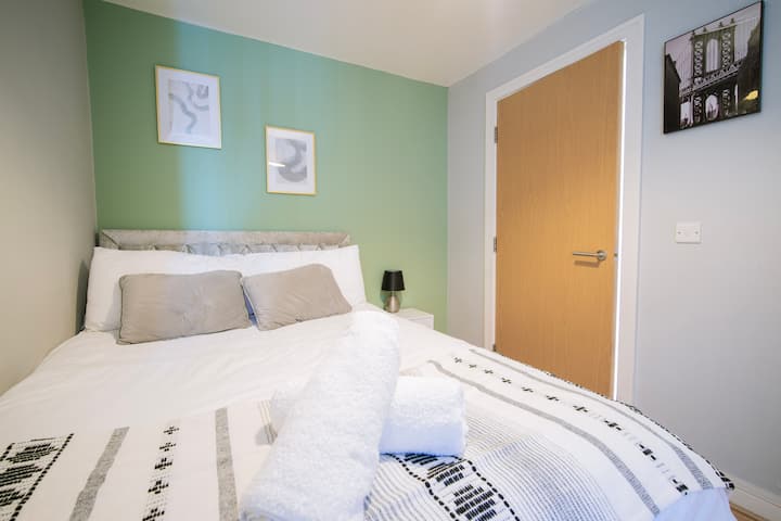 double bed with window 