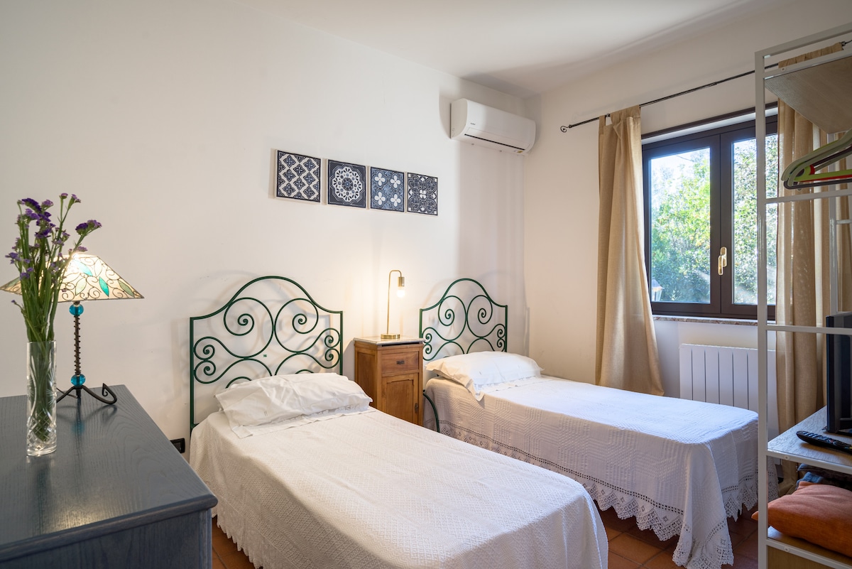 غرفة النوم 1