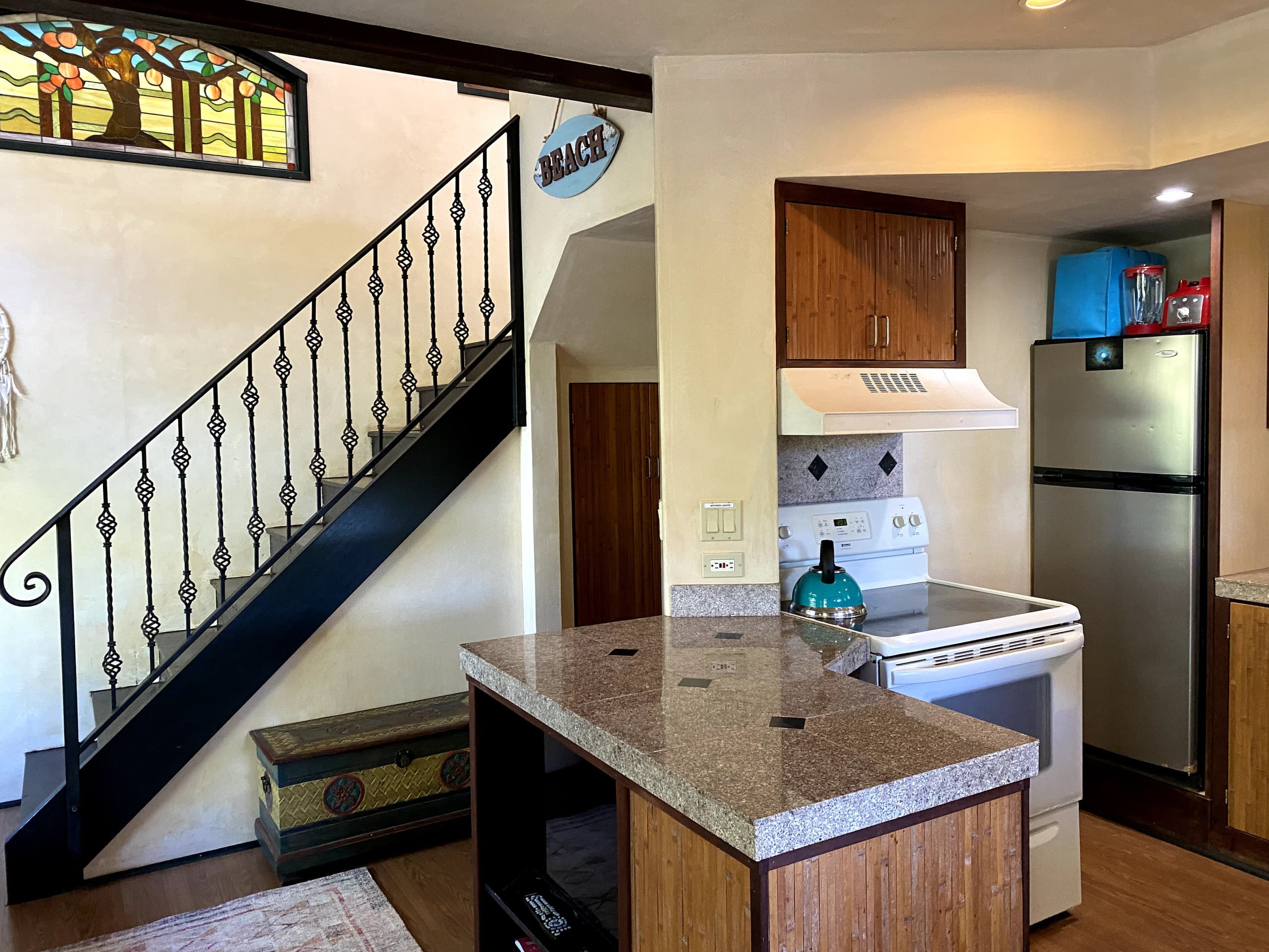 Home in Paia · ★4.75 · 1 bedroom · 2 beds · 1 private bath - Image 3