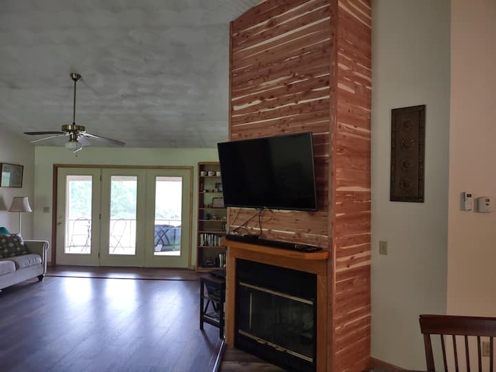 Haven Woods, Quiet House, Minutes To Ithaca W/ Ac - State of New York