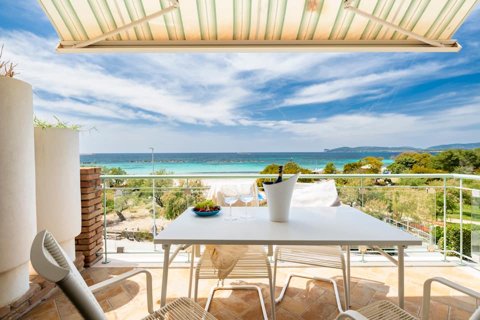 Sardinia Beachfront Vacation Rentals | Airbnb