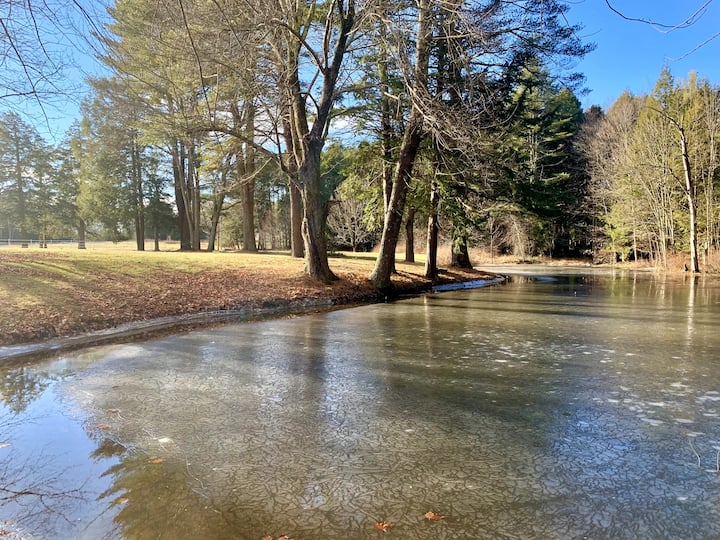 Equestrian Sanctuary Houses for Rent in Cumberland, Maine, United