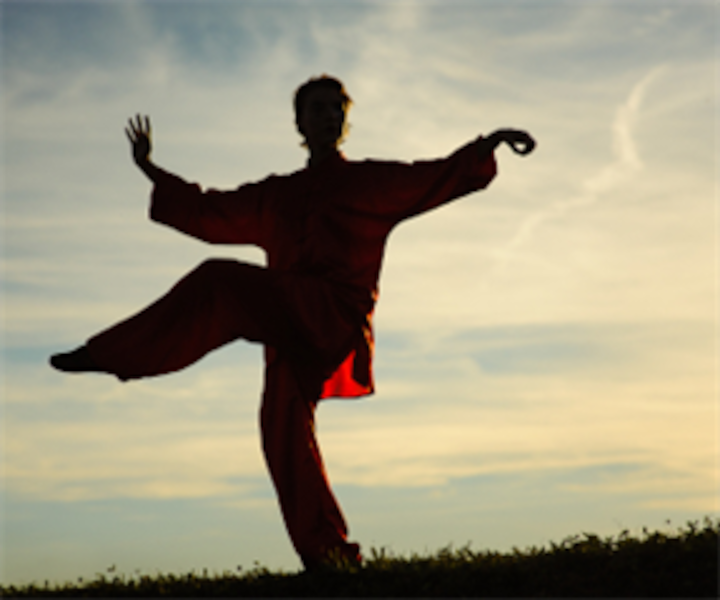 Студия цигун. Гимнастика тайцзи цигун. китайская гимнастика tai chi. тай-цзи и цигун. китайская гимнастика ушу.