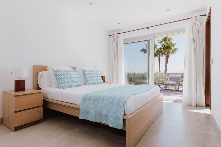 “S’Albufera” – Sa Talaia Blanca – Only adults