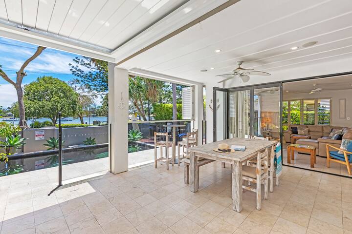 Noosa Water Views