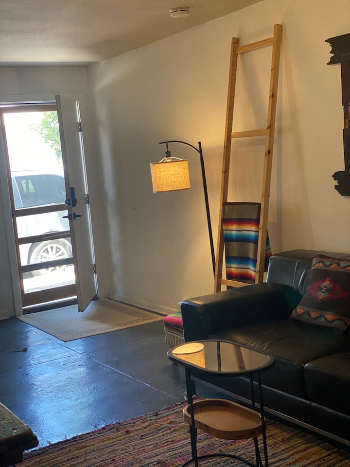 Marfa Space 4 in the Heart of Marfa Sleeps 5!!! Apartments for Rent