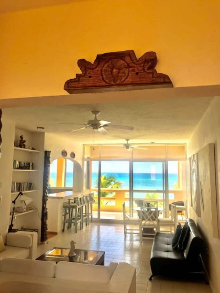Beachfront Condo in North Akumal Condominiums for Rent in Akumal