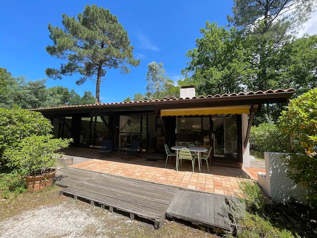 A&D Conciergerie Du Bassin managed Airbnb listing 1