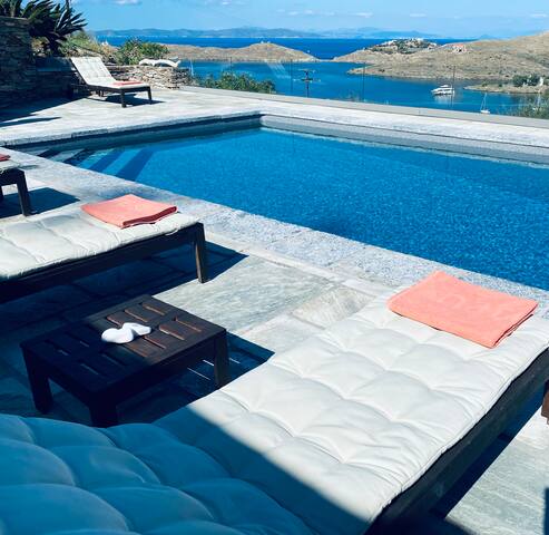 Villa Faros Kea private pool and stunning views gallery image 2