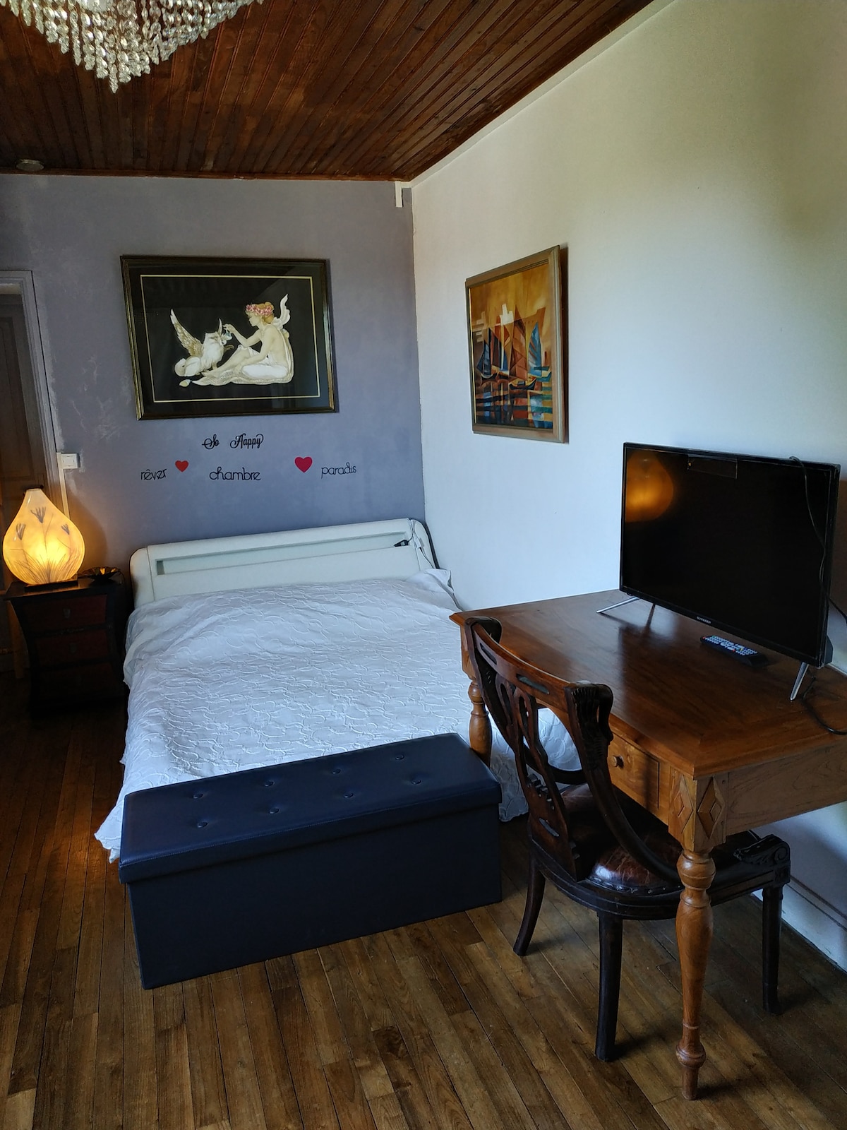 1号卧室/1张床

1张沙发床，可供1人使用：额外10欧元/天