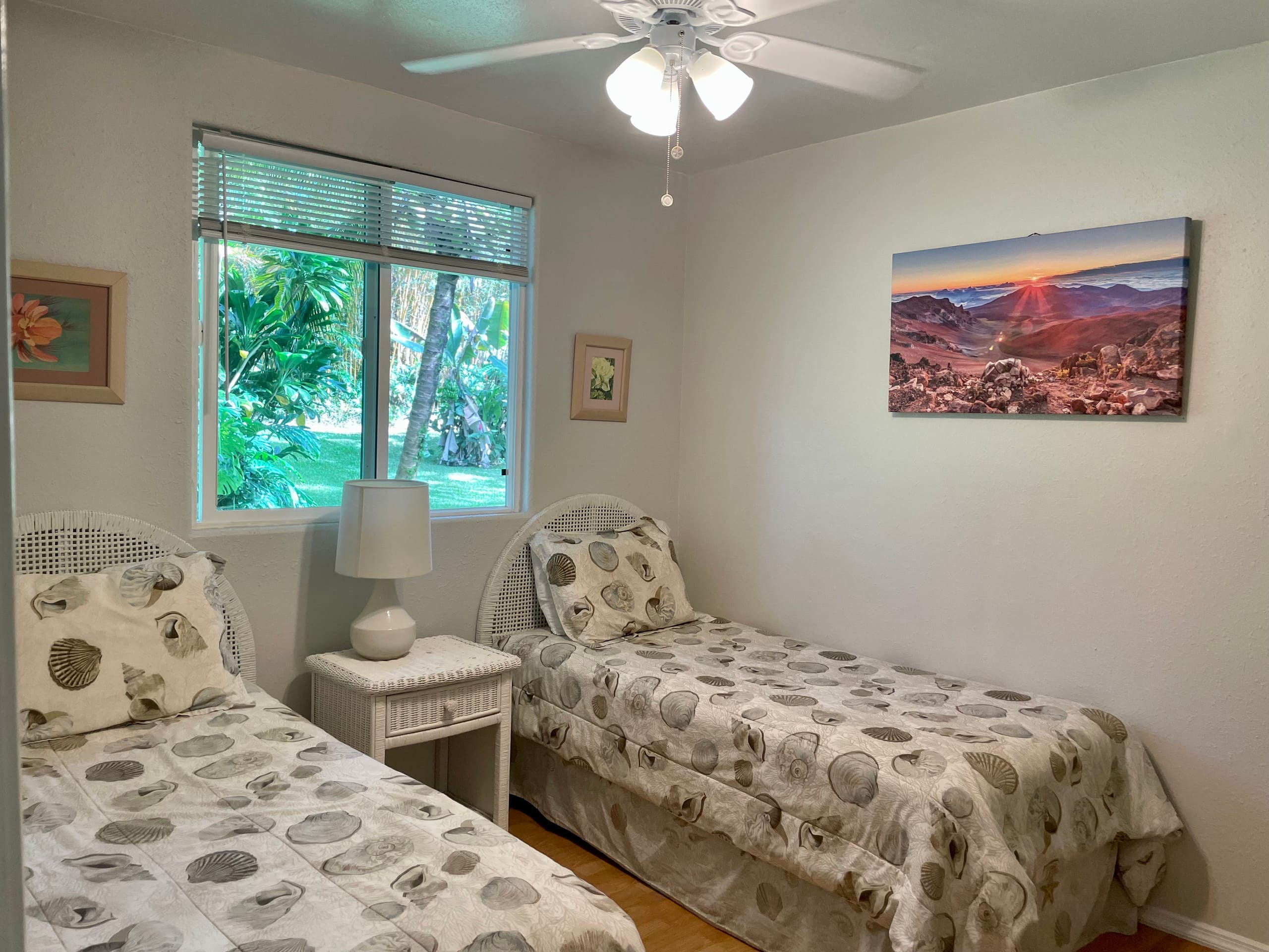 Guesthouse in Hana · ★4.76 · 2 bedrooms · 2 beds · 1 bath - Photo 9