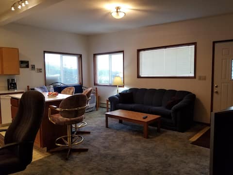 SEAVIEW CONDO in Downtown Cordova, Alaska