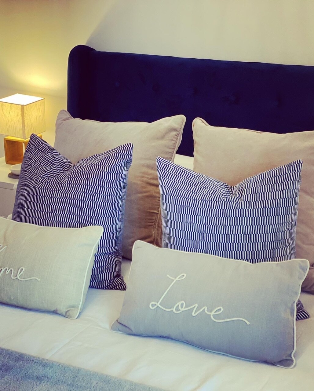 Master bedroom king size bed with sprung loaded memory foam mattress for extra comfort.
Hollow-fibre, and memory foam pillows are used, along with high quality bed linen for that crisp comfortable sleep.