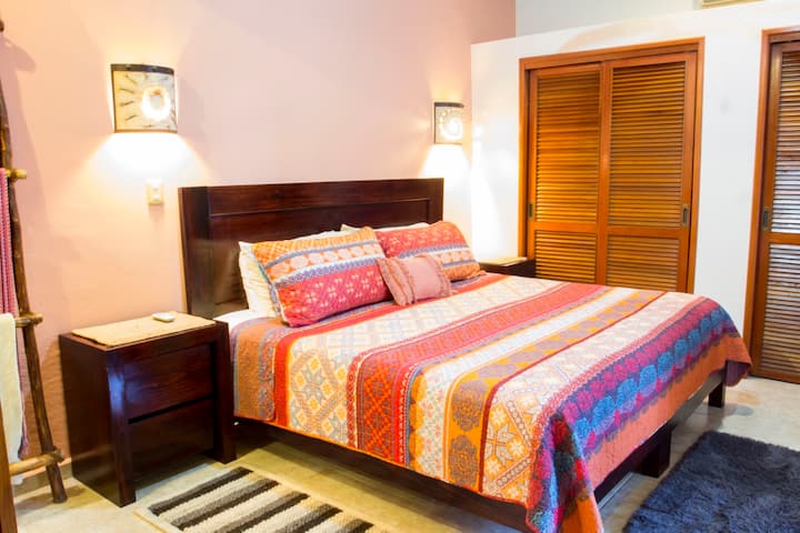 master bedroom king size bed