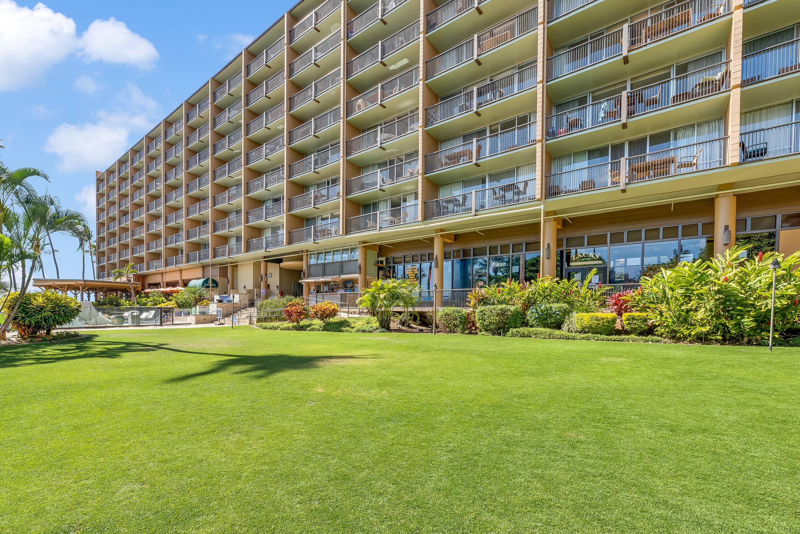 Condo in Kihei · ★4.92 · 2 bedrooms · 2 beds · 2 baths - Image 22