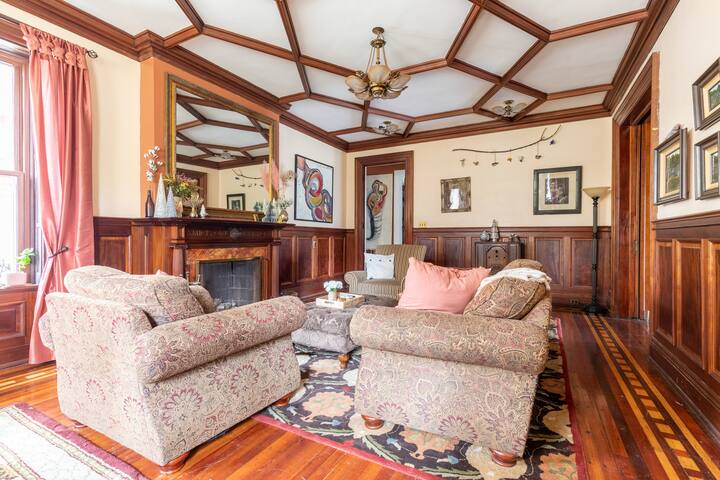 Mt Hope House: Large group historic house by UofR gallery image 5