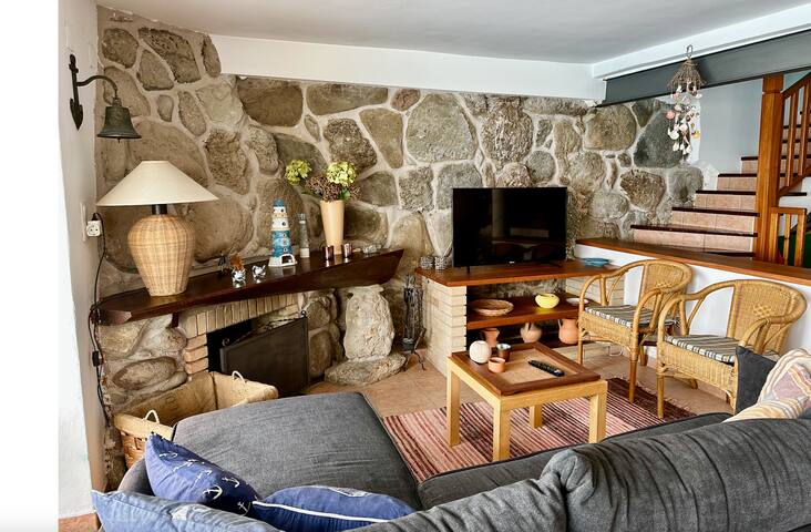 Beachfront villa | Pool | Santa Cruz Bliss gallery image 5