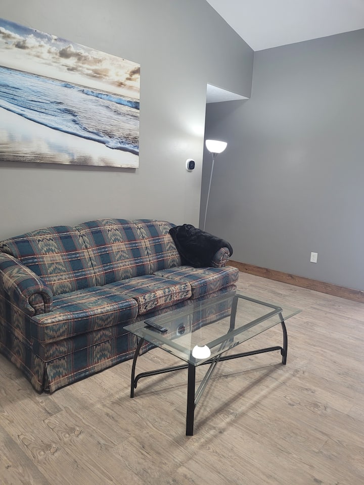 3 Bedroom Furnished at Vista Apartments