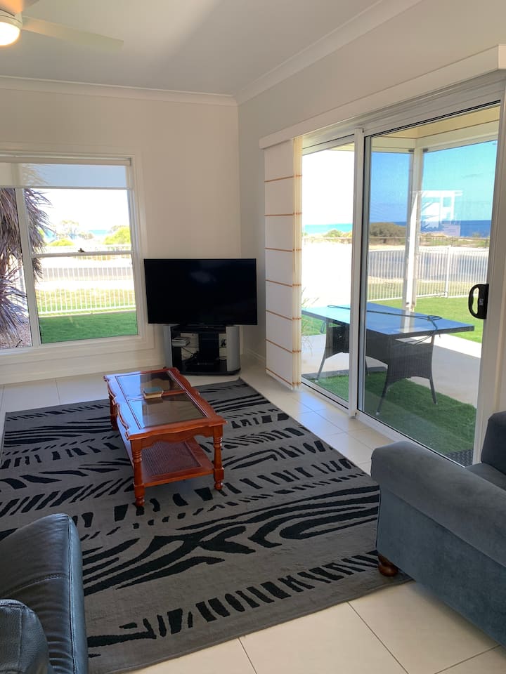 Sea Views - Moonta