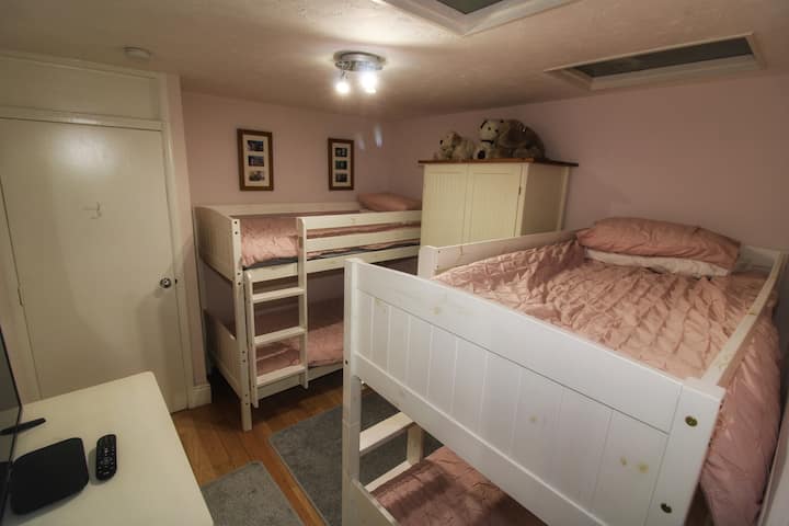 Habitación con literas: capacidad para 4 personas.