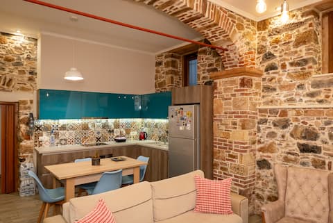 STONE HOUSE IN KAMPO CHIOS