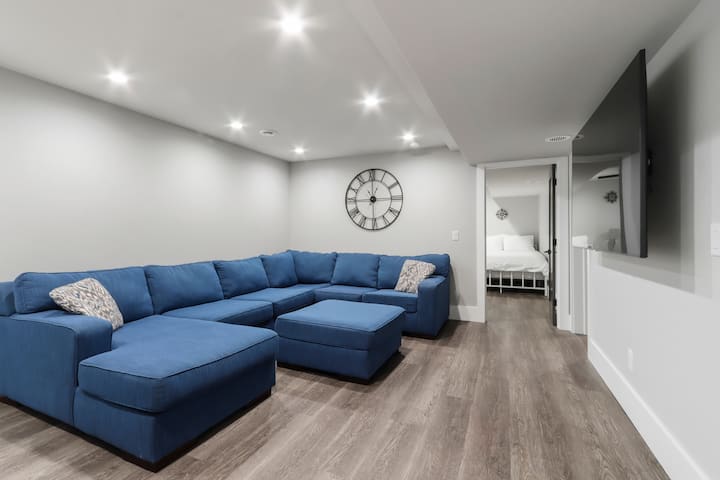 New 70" 4K TV in sitting area in lower level.  Perfect for relaxing!