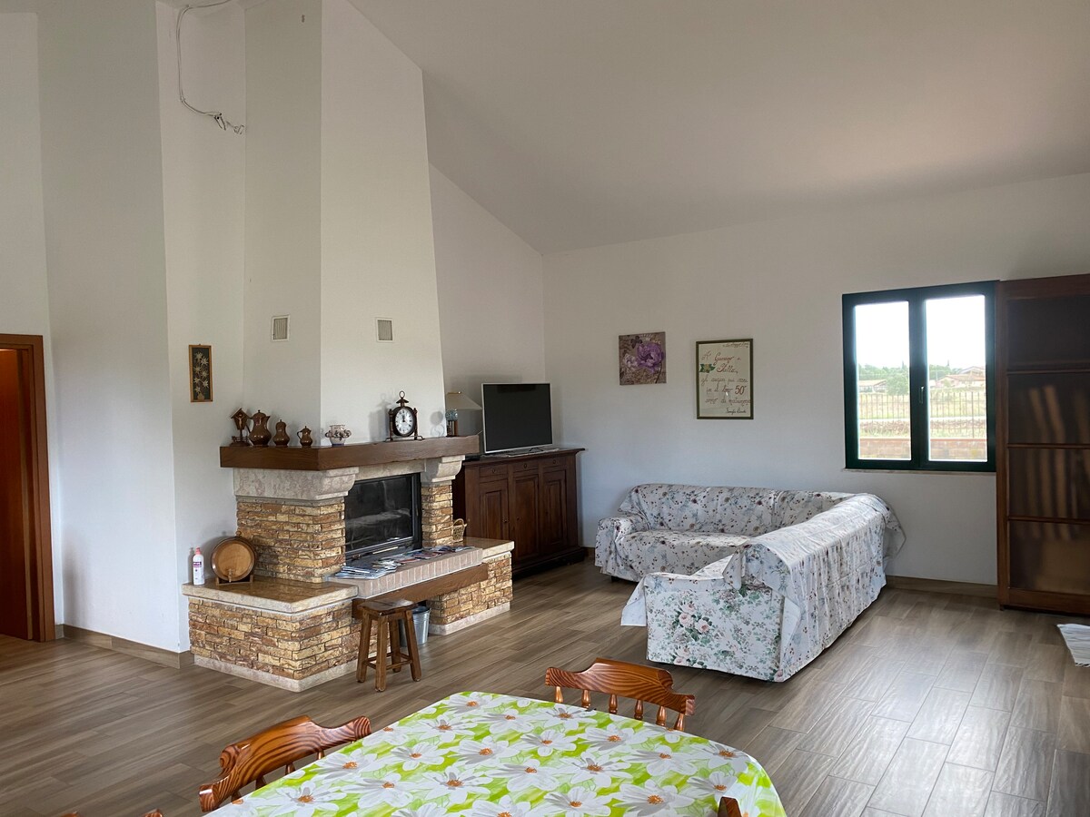 Popular Airbnb listing: Country house with swimming pool, dogs welcome in Castiglione Della Pescaia