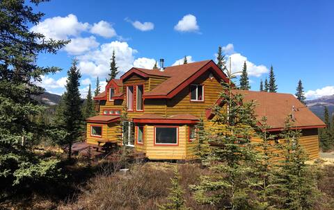 ☆Denali Sunset House-wild views, creature comforts