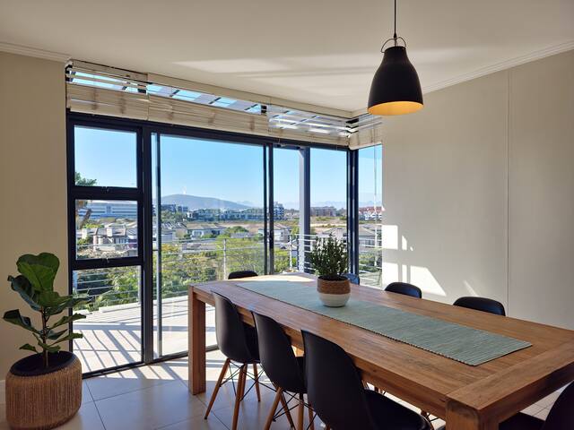 Quayside Penthouse gallery image 2