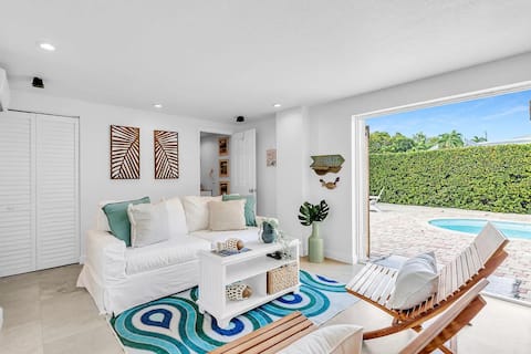 Luxurious 4-Bdrm Home, Private Pool, Beach Access