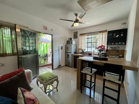 Top performing Airbnb: Quiet Bungalow – Walk to the Beach & Isla Mujeres Ferry in Cancún