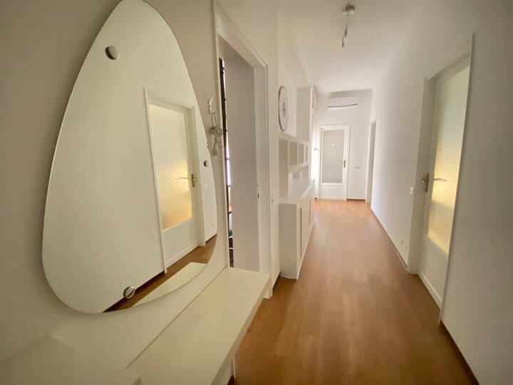 N.6 Apartments for Rent in Sesto Calende