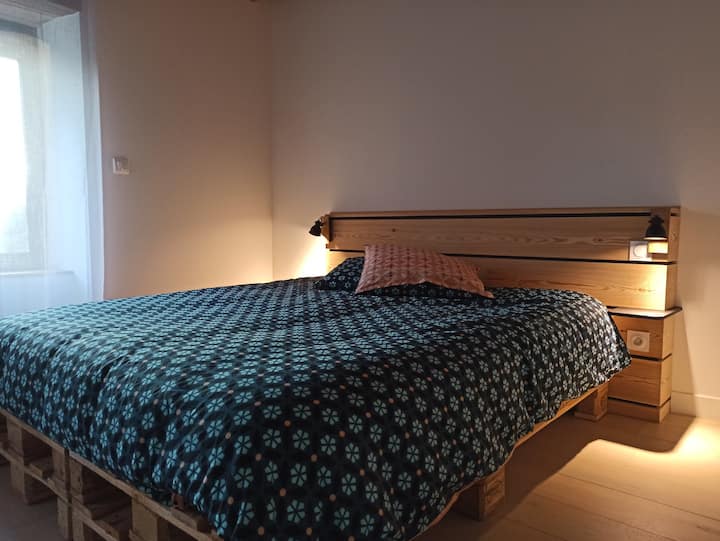 Двойно легло 160x200 см Gîte de la Gigeole Nébouzat