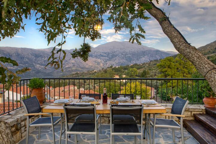 Amari Villas, a Retreat with Pool in Delightful Amari Valley gallery image 3