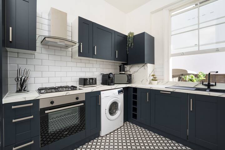 West End Nest gallery image 5