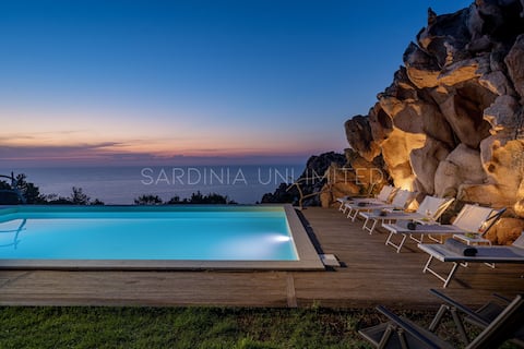 Villa Corallo: amazing location facing the sea