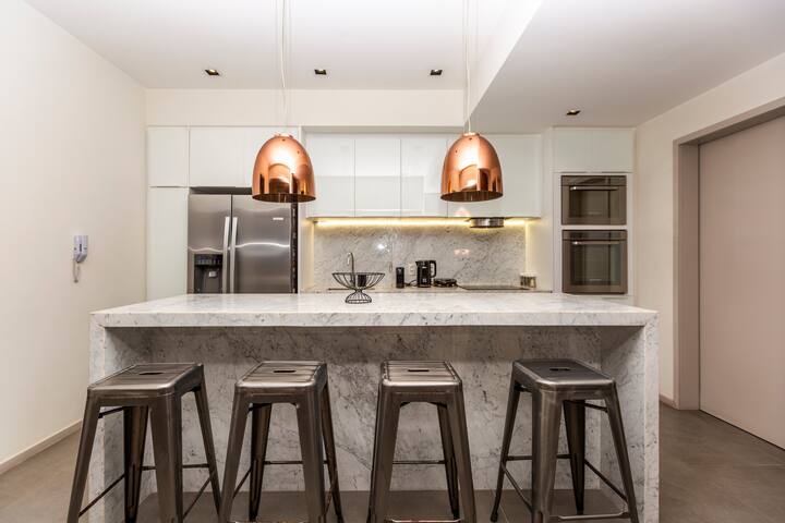 Modern 2-bedroom apartment in Ipanema 059 gallery image 3