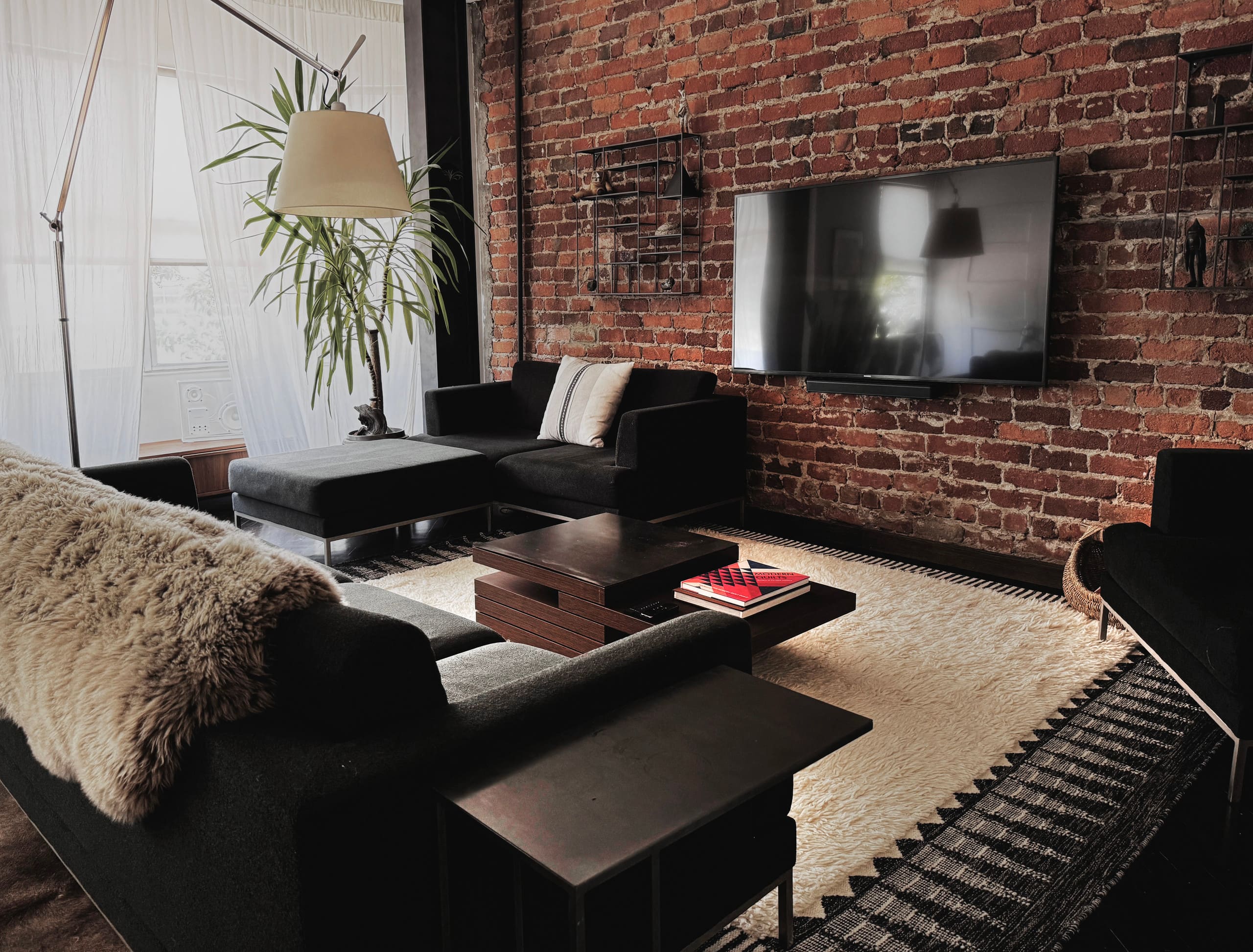 DOGPATCH Creative Flat - Image 6