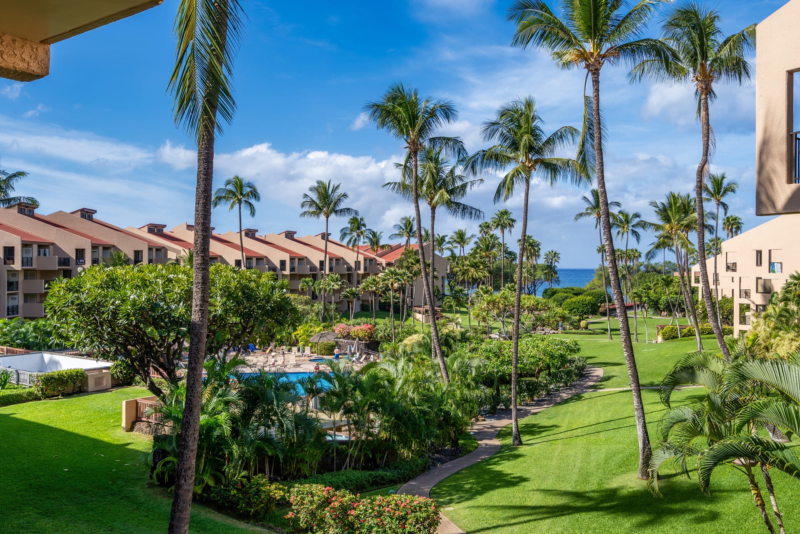Kamaole Sands 5-316-Well Equipped-Ocean Views-AC - Image 3