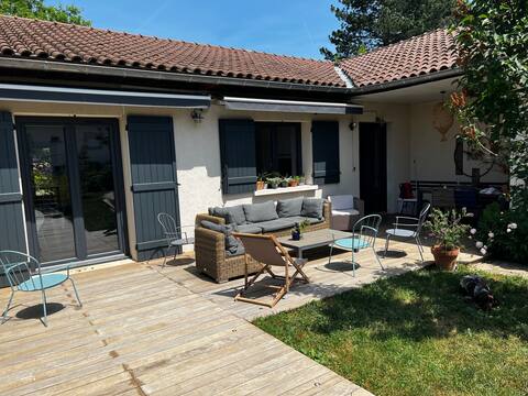 Villa with pool 5km from the center of Lyon