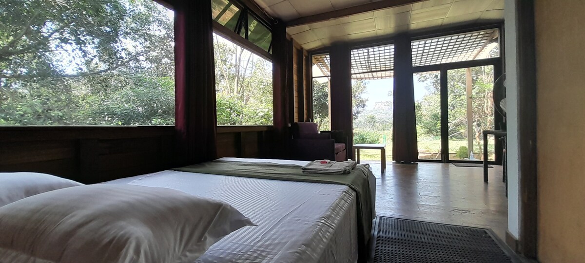 Bijna 360 graden uitzicht op vegetatie die je een echt gevoel geven voor de natuur