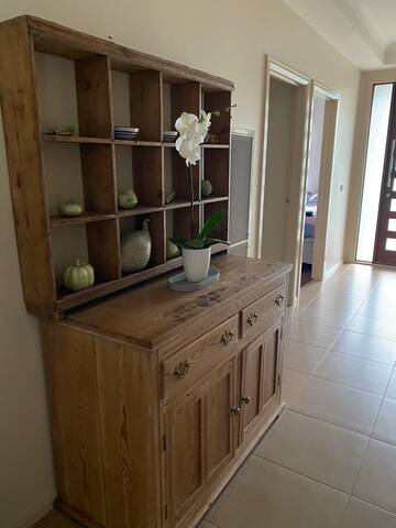 Entire House – Mount Martha gallery image 5