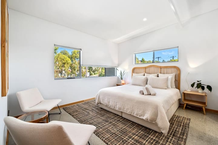 Glavni apartman s bračnim krevetom (širine 180 - 200 cm)