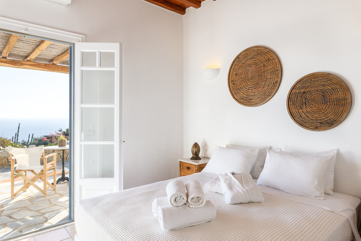 Kuća za goste, soba 1 s pogledom na more, bračni krevet 1,60 cm sa Sealy® modelom madraca Florida 