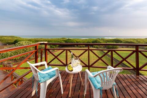 Beachfront House - 4 beds, exquisite sunsets