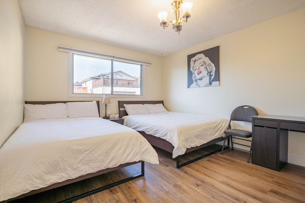 1er dormitorio principal en la planta superior 